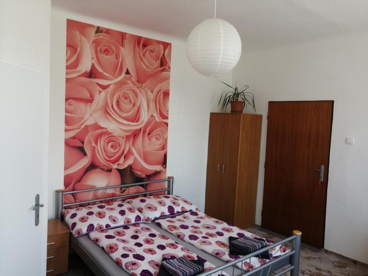 U Ladi Apartment Bulhary Exterior foto